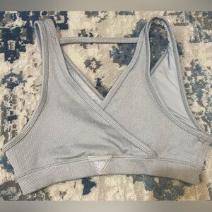 Alo sports bra